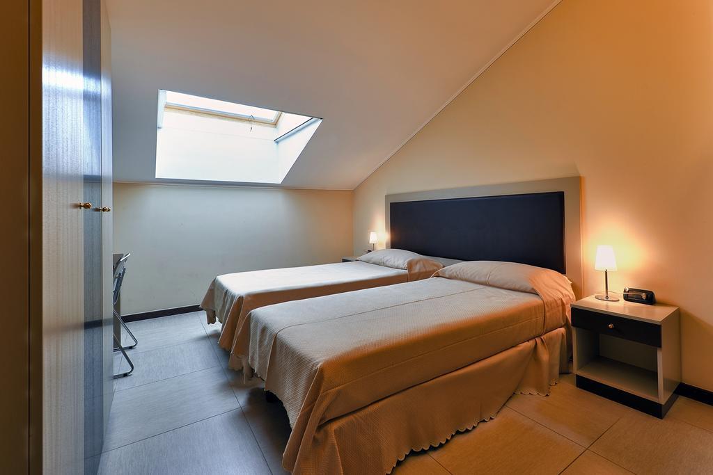Residence La Sfera Pavia Eksteriør billede